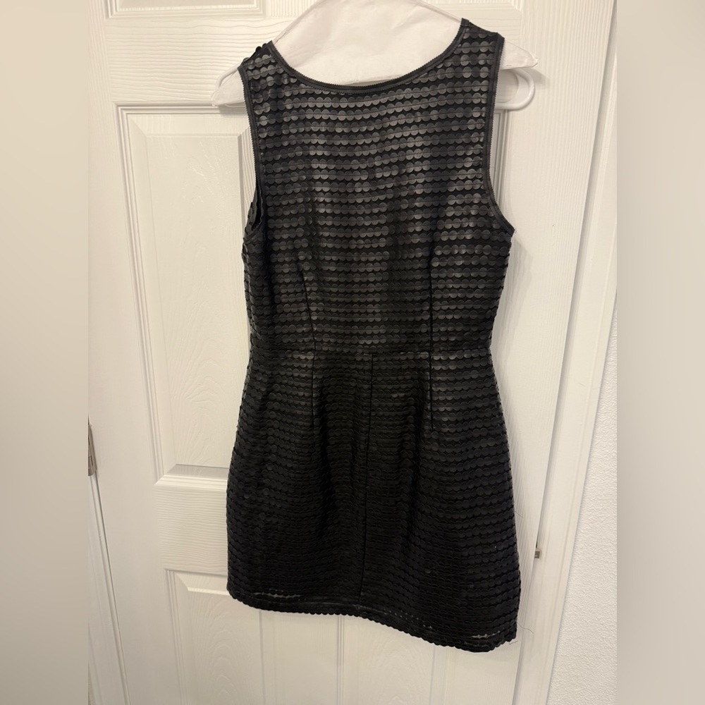 BB Dakota Elegant Black Sleeveless Dress